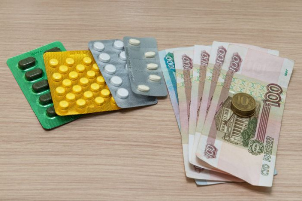 ФАС разъяснила порядок формирования цен на лекарства при изменении в регионе торговых надбавок