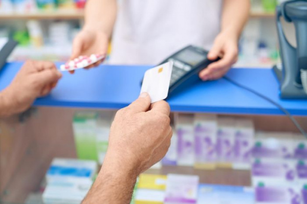 Цены на лекарства в январе выросли меньше чем на 1%: Росстат