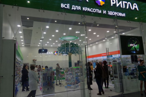 «Протек» открыл в Санкт-Петербурге инновационную аптеку