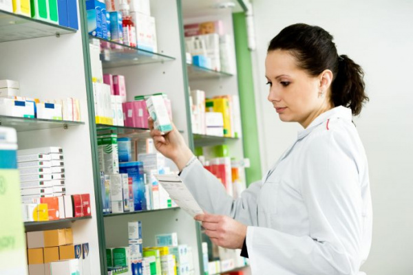 Минздрав утвердил правила отпуска лекарств аптечными организациями и ФАП